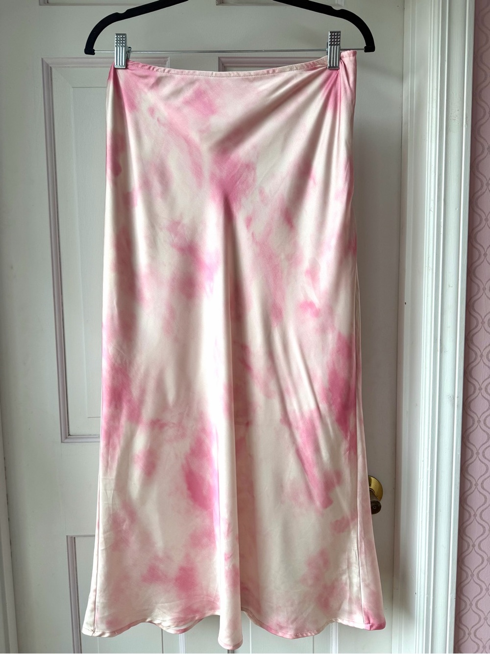 Le Lis Pink Tie-Dye Maxi Skirt